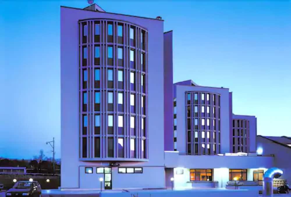 Classic Hotel Tulipano Terni Bagian luar foto