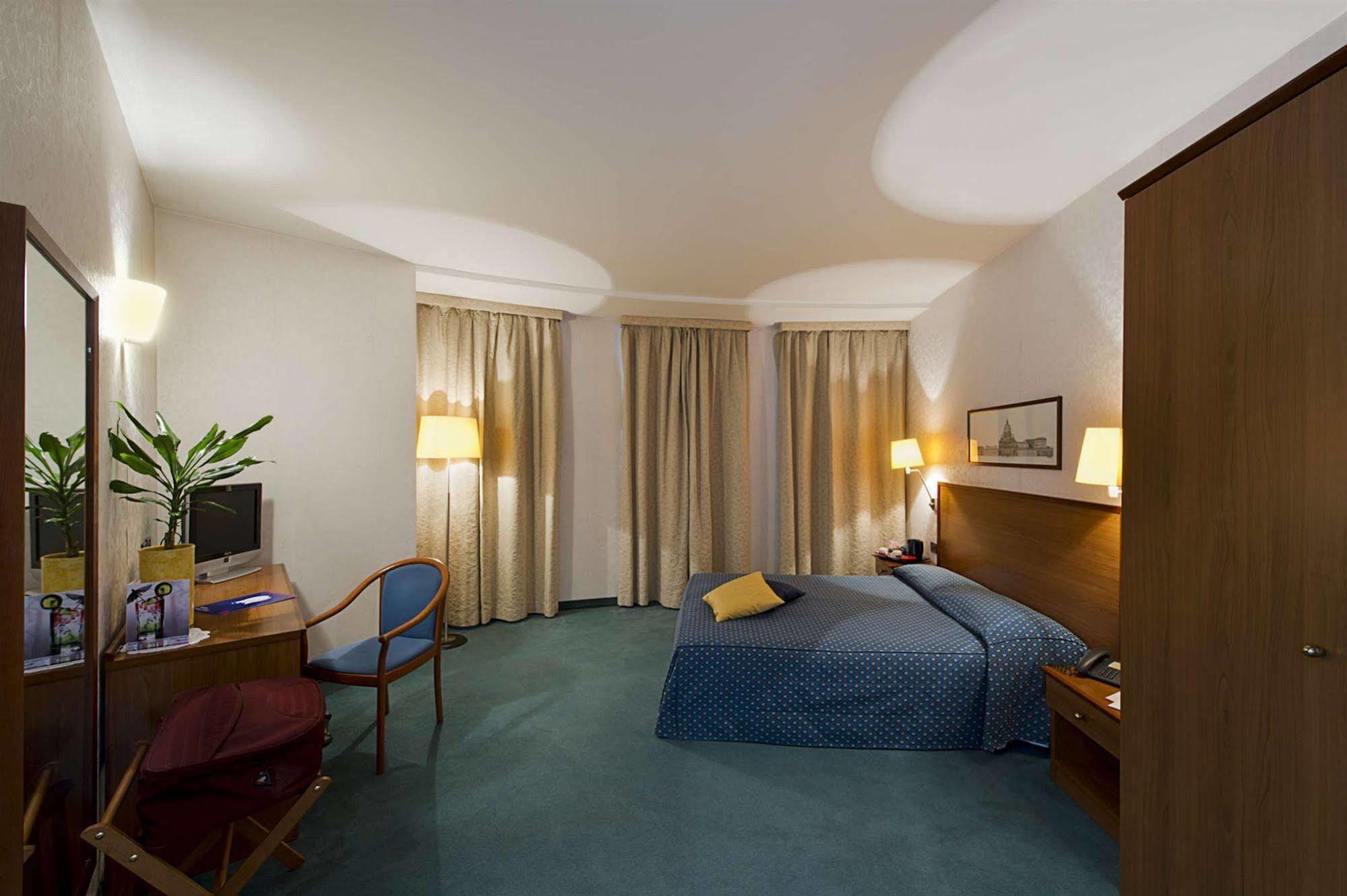 Classic Hotel Tulipano Terni Bagian luar foto